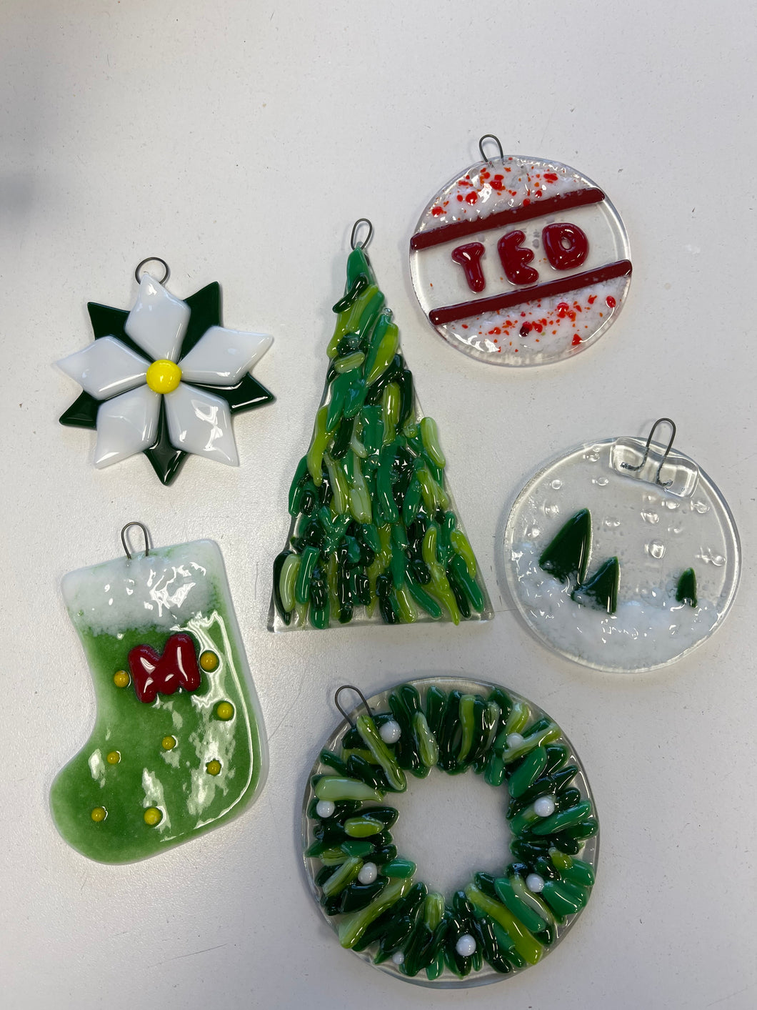 CHRISTMAS ORNAMENT WORKSHOP